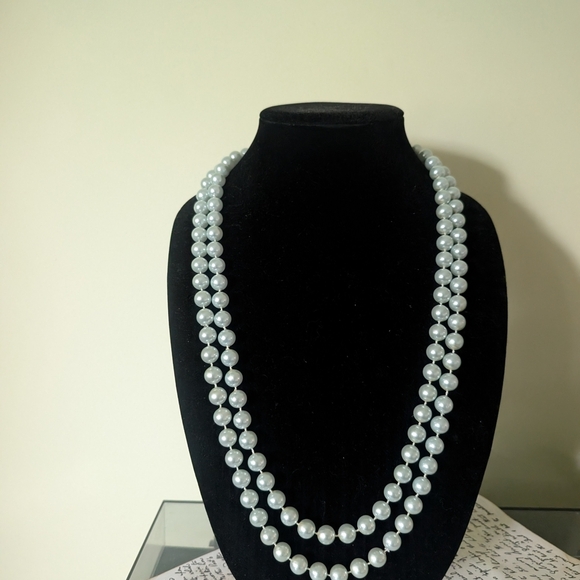 Vintage Blue Pearl Necklace - Picture 10 of 10